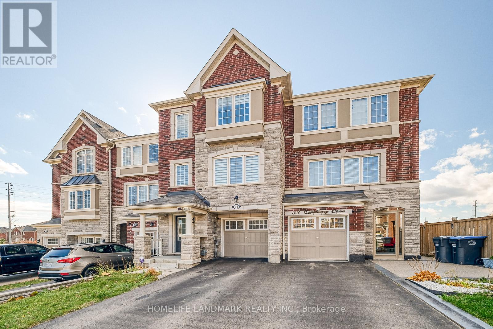 34 Quillberry Clse, Brampton, Ontario  L7A 4N8 - Photo 1 - W7298650